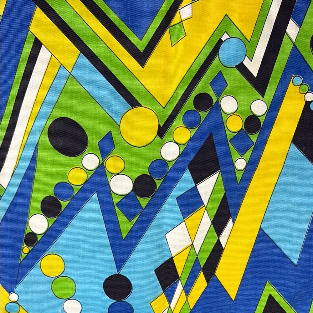 Denim weightβ vintage Vibrant Geometric Pattern Fabric 29 x 13 plus bits D1